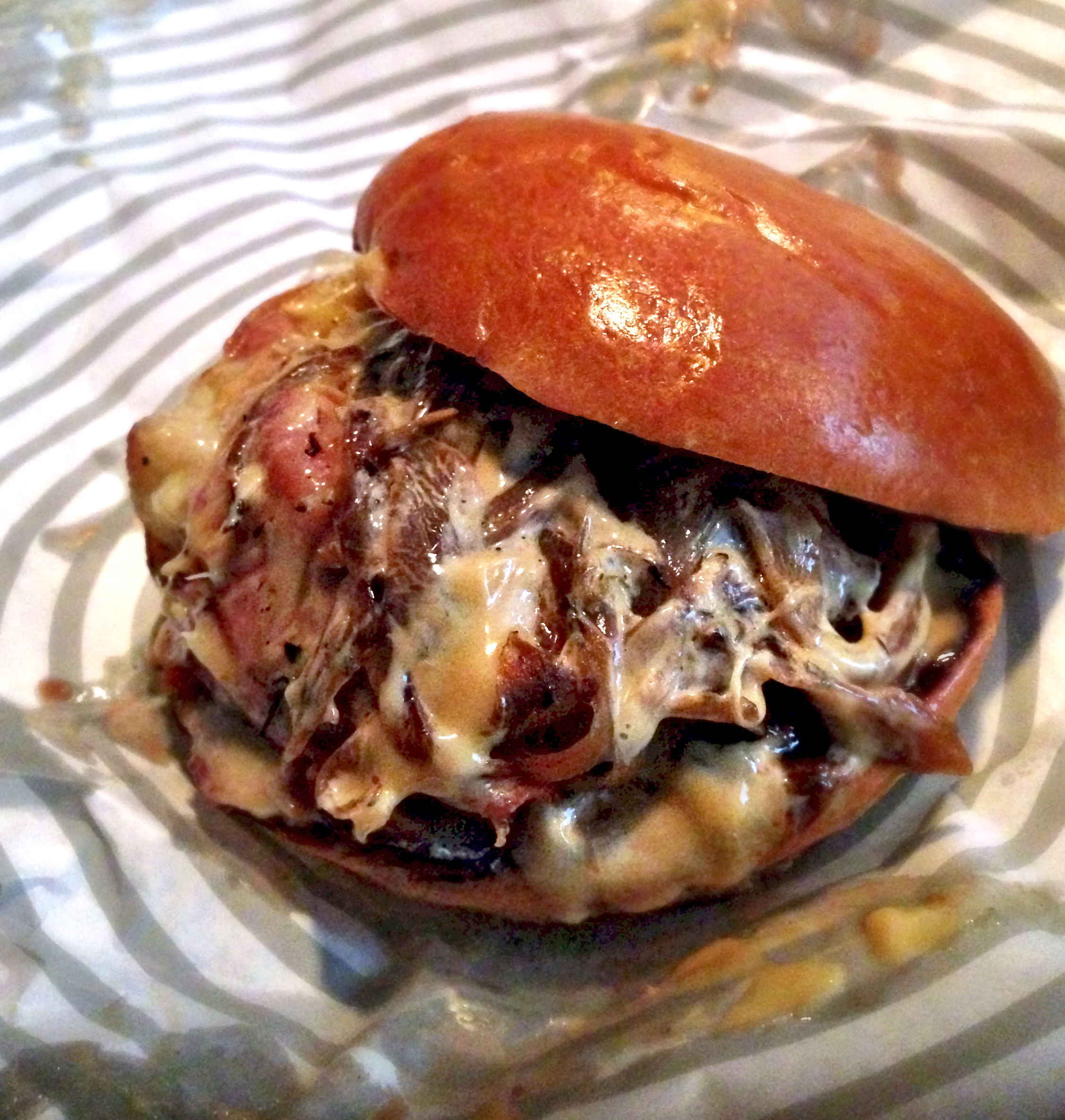 PATTY & BUN | MARMITE BURGER | LIVERPOOL STREET | WE LOVE FOOD, IT'S ALL WE EAT