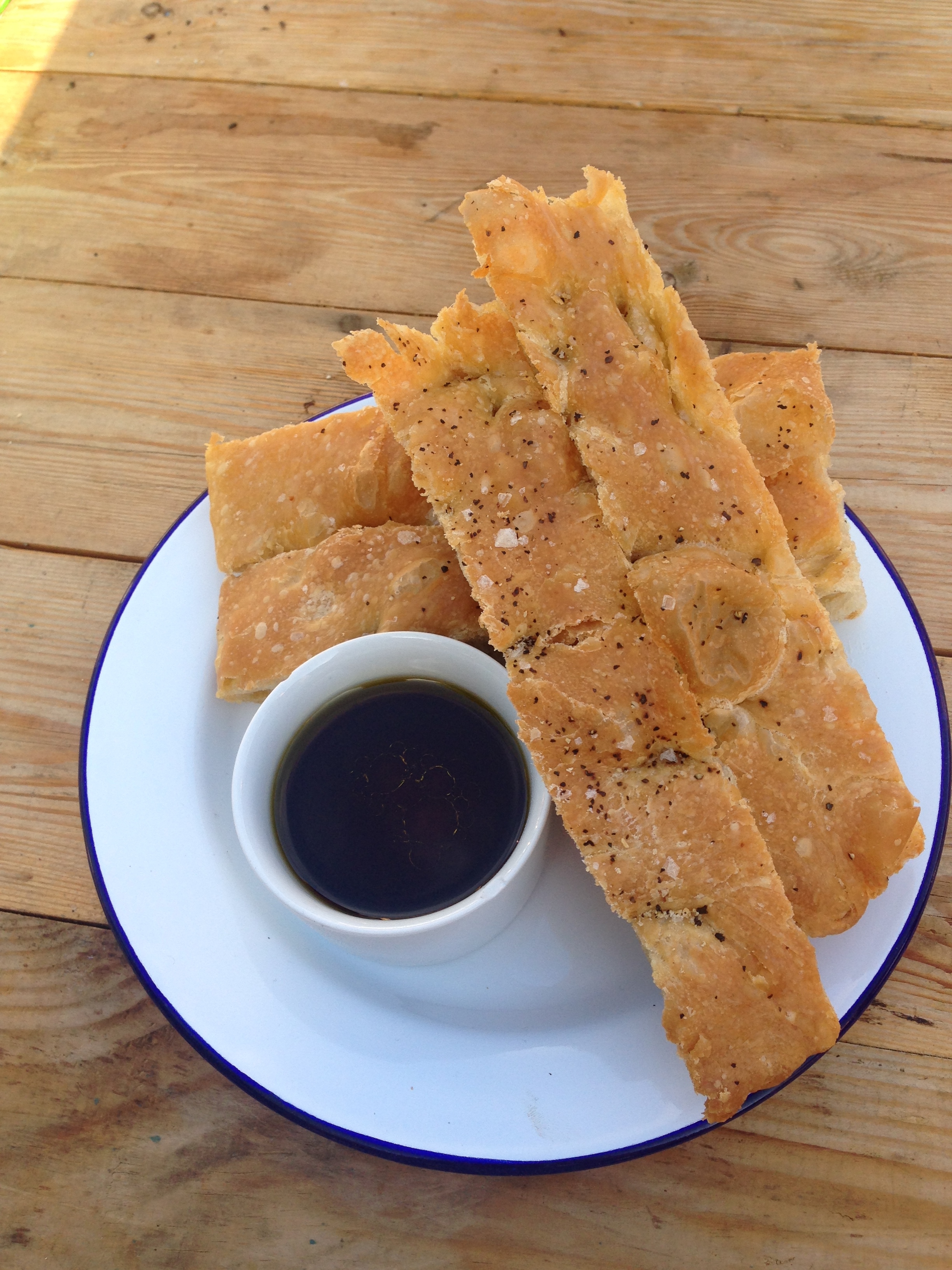 PIZZA TIPI | FFOREST | CARDIGAN | WALES | WE LOVE FOOD, IT'S ALL WE EAT