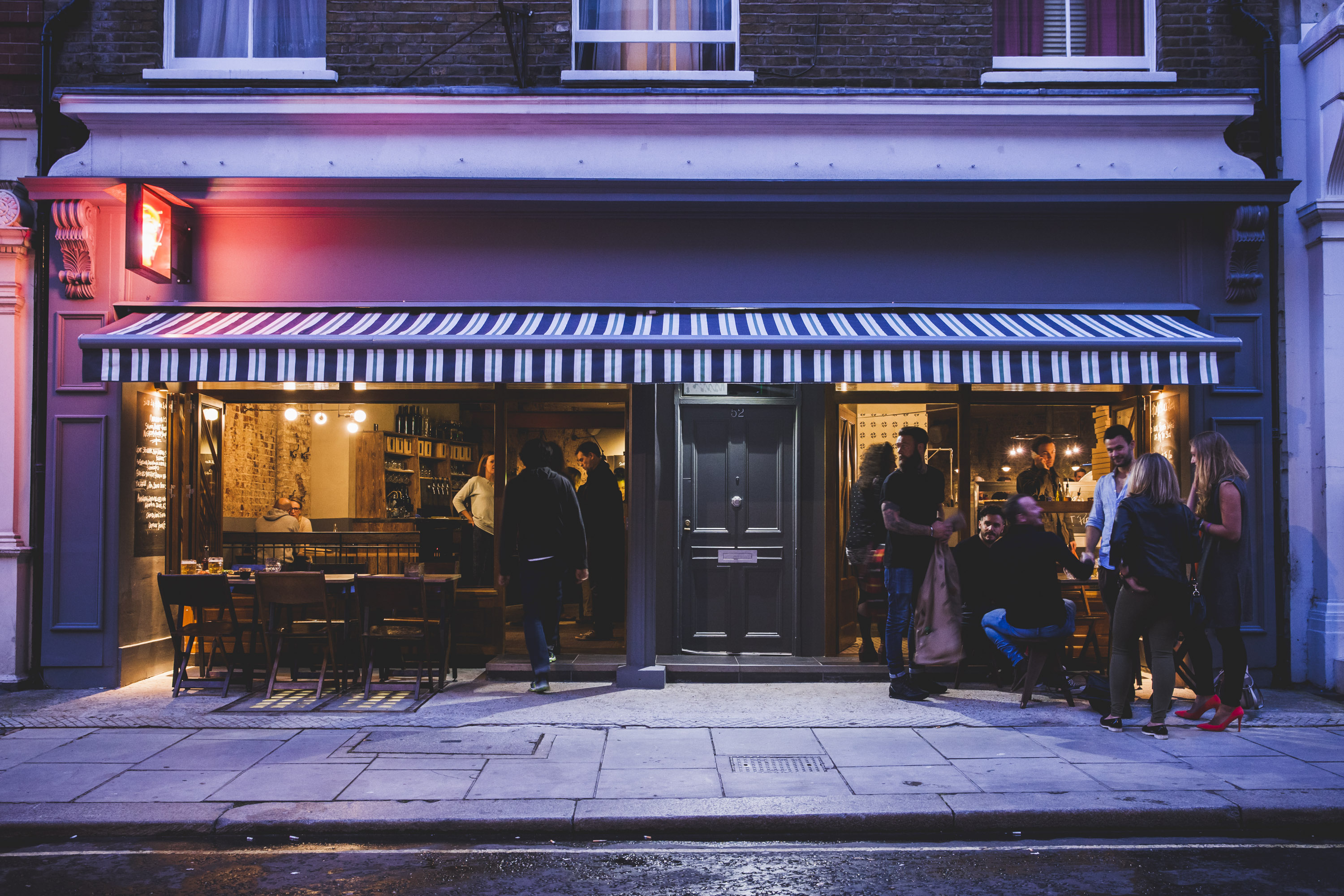 HOMESLICE PIZZA | FITZROVIA | EXTERIOR | WE LOVE FOOD, IT'S ALL WE EAT