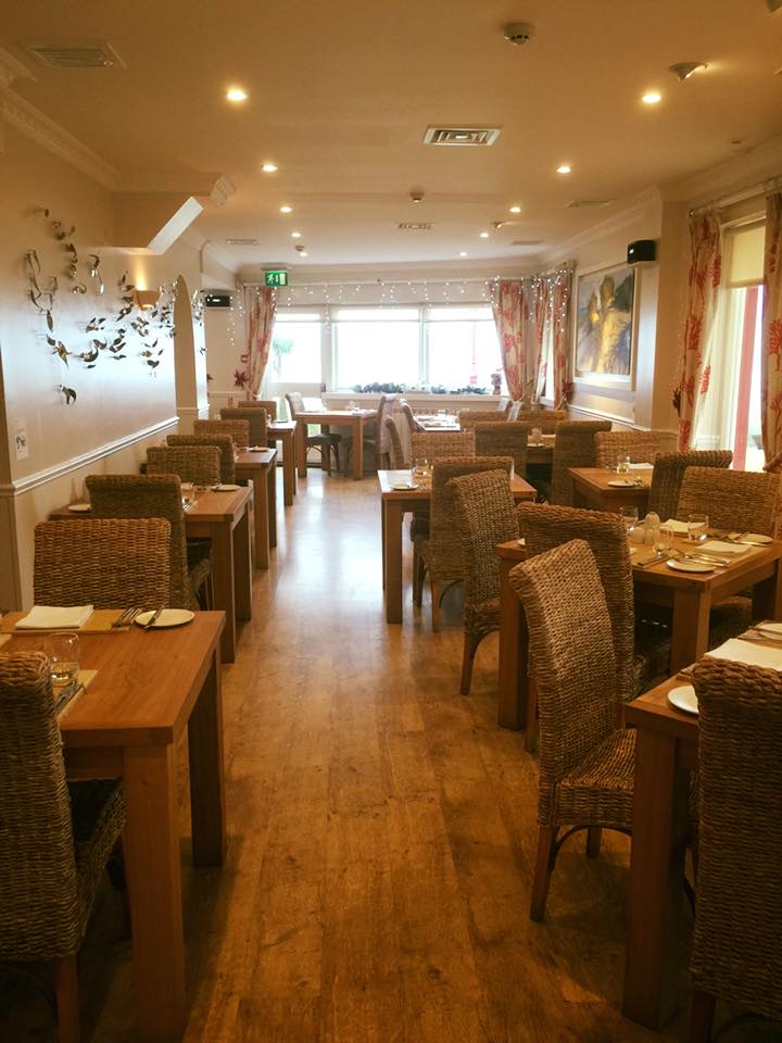 MARK JORDAN ON THE BEACH INTERIOR, JERSEY, WE LOVE FOOD, IT'S ALL WE EAT