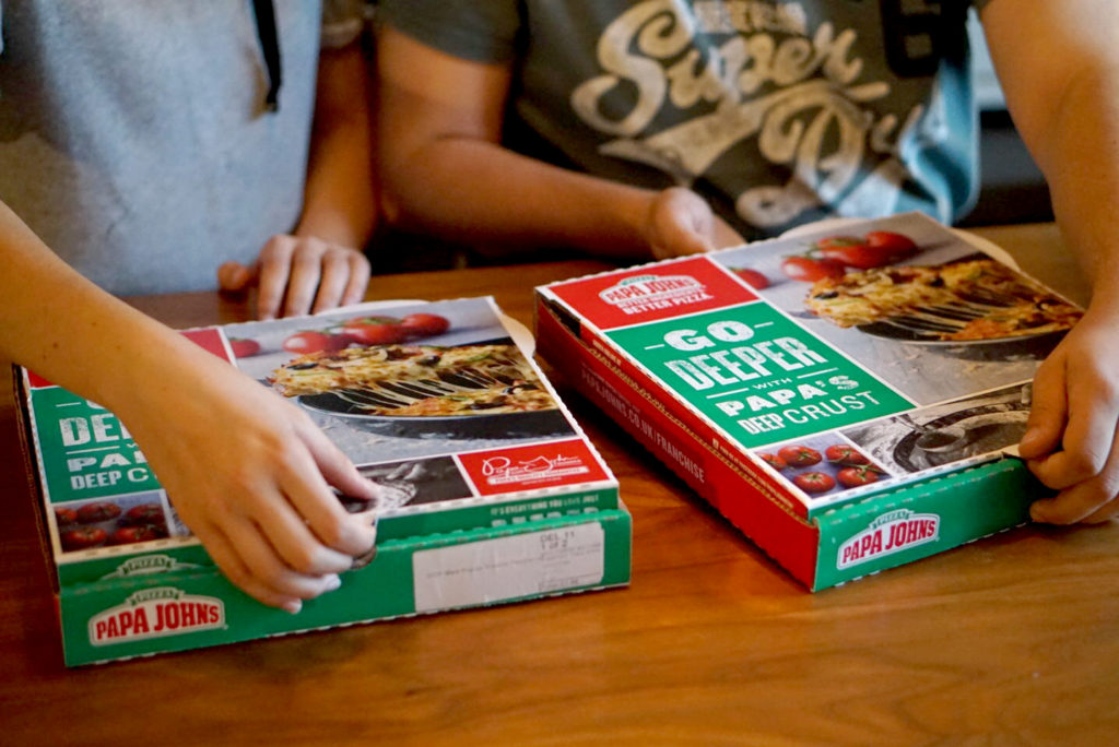 Papa John's - Papa’s deep crust - we love food junior - we love food its all we eat