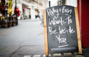 PATTY AND BUN | SMOKEY ROBINSON | LIVERPOOL STREET | WE LOVE FOOD, IT'S ALL WE EAT