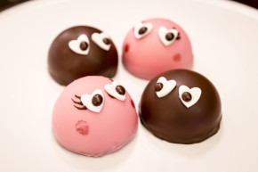 VALENTINES TEA CAKES | HOI POLLOI | WE LOVE FOOD, IT'S ALL WE EAT2. JPG