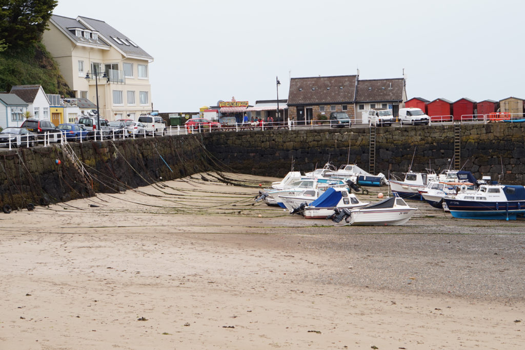 THE HUNGRY MAN, ROZEL BAY, JERSEY, WE LOVE FOOD, IT'S ALL WE EAT