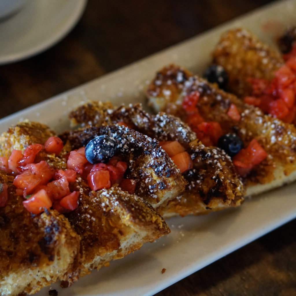 BLU-JAM-FRENCH-TOAST-MELROSE-LOS-ANGELES-WE-LOVE-FOOD-ITS-ALL-WE-EAT