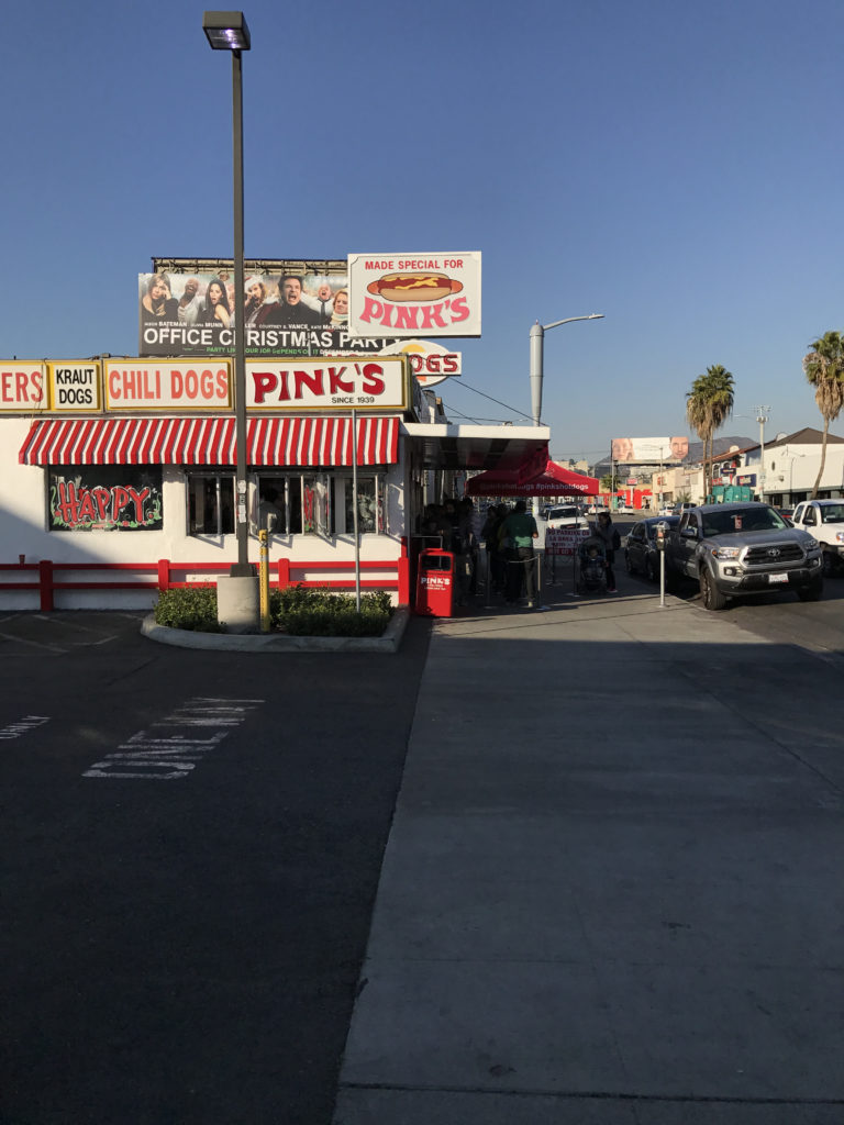 PINKS-HOT-DOGS-MELROSE-LOS-ANGELES-WE-LOVE-FOOD-ITS-ALL-WE-EAT