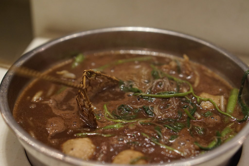 SHUANG SHUANG | SOM SAA | HOT POT | WE LOVE FOOD, IT'S ALL WE EAT