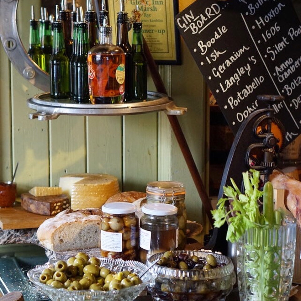 THE OUTBUILDING APPLEDORE | RYE | WE LOVE FOOD, IT'S ALL WE EAT